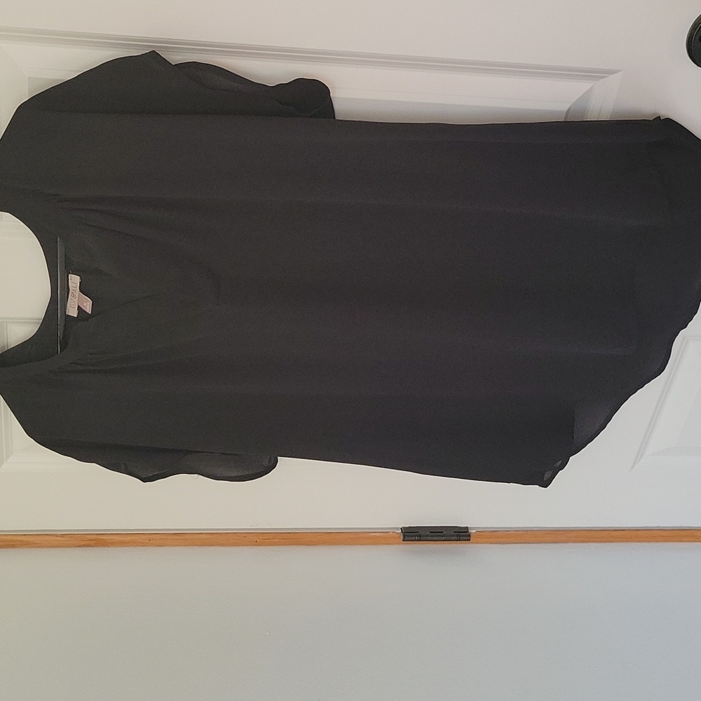 Womens blouse. Short sleeve